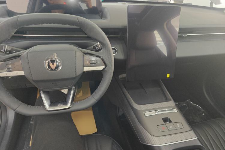 Used Changan Eado PHEV 2025 Smart New Blue Whale 145KM Battleship Edition