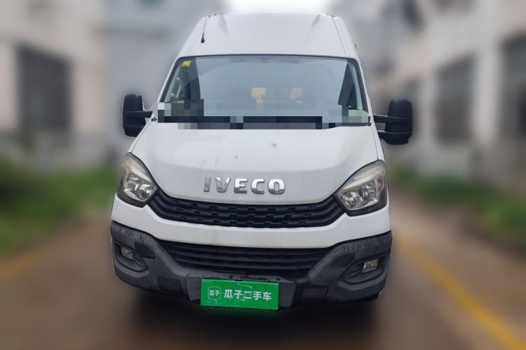 Used Iveco Eurocargo 2021 2.0T Manual Super Rui Long Wheelbase Short Overhang High Roof Side-Sliding Door F1A