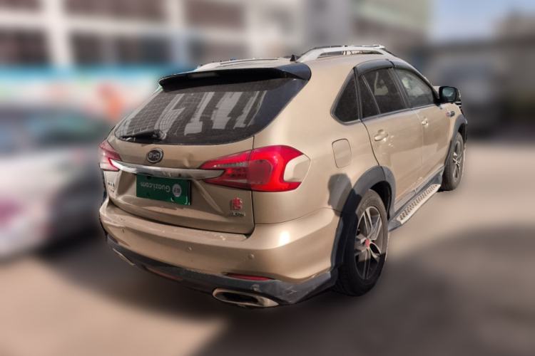 Used BYD Tang New Energy 2015 2.0T Four-Wheel-Drive Flagship Model