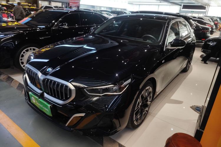 Used BMW 5 Series 2025 530Li Luxury Edition M Sport Package