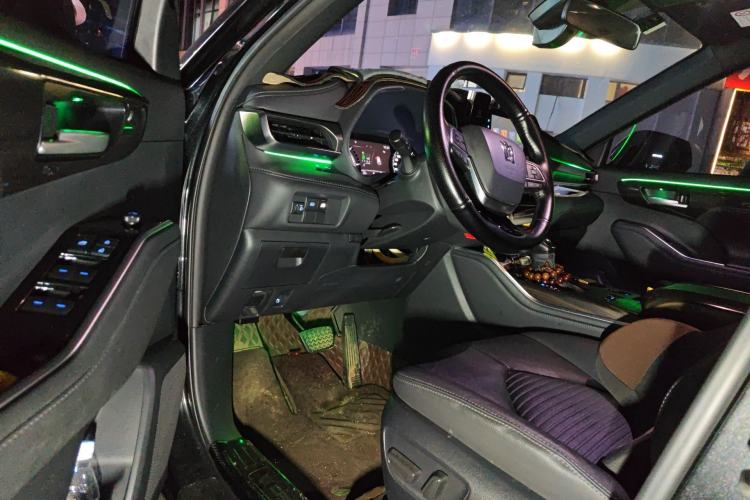 Used Toyota Crown Kluger 2021 2.5L HEV Four-Wheel Drive Luxury Edition Driver Seat