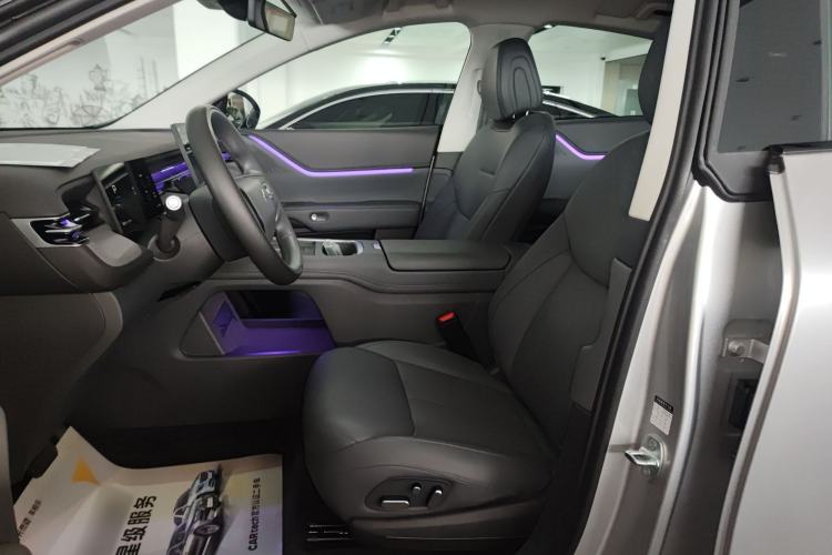 Used XPeng G6 2025 625 Long-Range Max Flagship Edition Left Front Seat