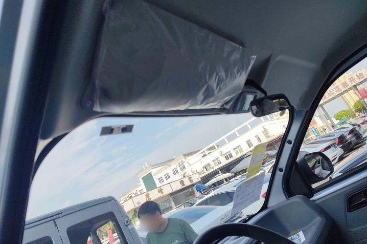 Used Wuling Yangguang 2025 Model 400km Bus Edition—Comfort Edition
