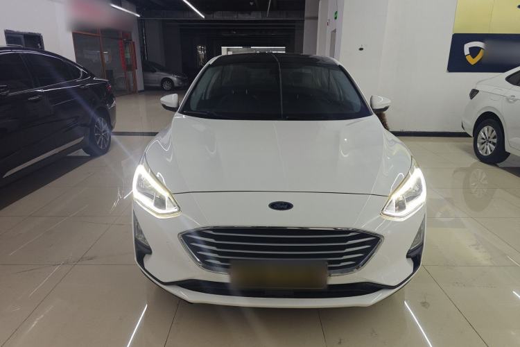 Used Ford Focus 2019 Sedan EcoBoost 180 Automatic Trend Edition