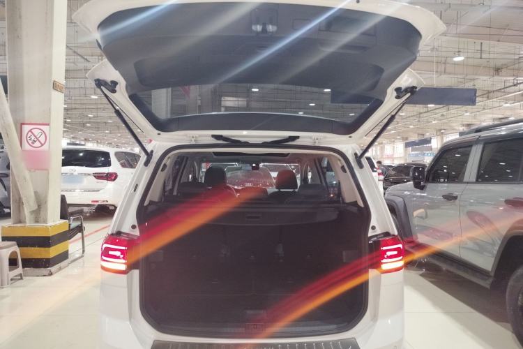 Used Volkswagen Touran 2021 Touran L 280TSI DSG Comfort Edition 7 Seats