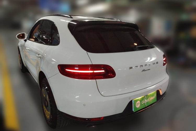 Used Porsche Macan 2014 Macan 2.0T Rear Left 45 Deg