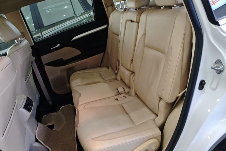 Used Toyota Highlander 2015 2.0T Four-Wheel Drive Luxury Edition 7-Seater
