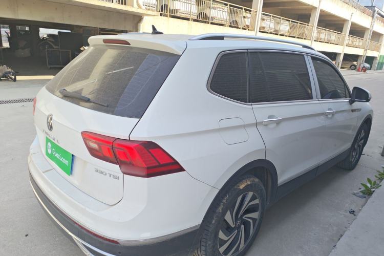 Used Volkswagen Tiguan L 2023 330TSI Automatic Two-Wheel Drive Smart Edition Rear Right 45 Deg