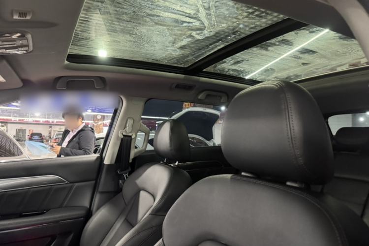 Used Haval H6 Coupe 2015 Blue-Label Facelift 2.0T Manual Two-Wheel Drive Urban Version
