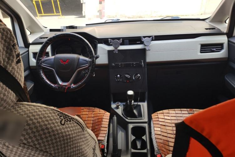 Used Wuling Zhengcheng 2021 1.5T Manual Comfort Version