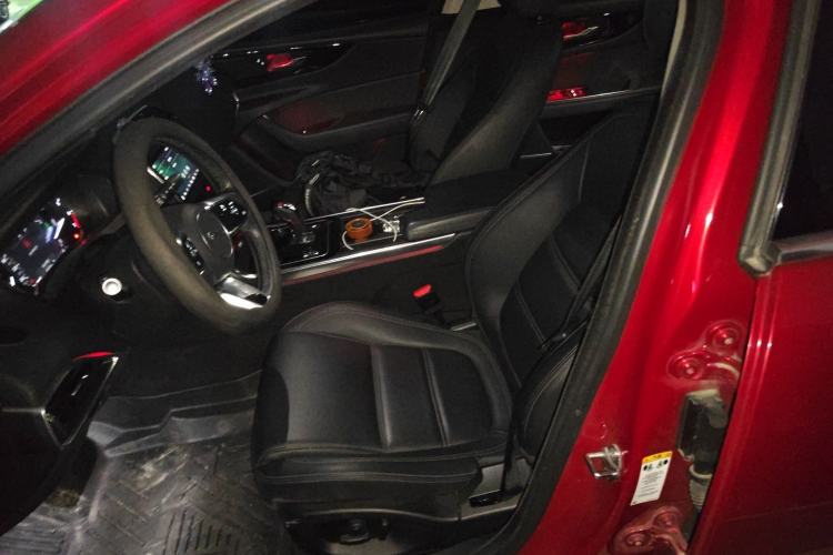 Used Jaguar XEL 2020 2.0T 200 PS S Advanced Elegance Edition Left Front Seat