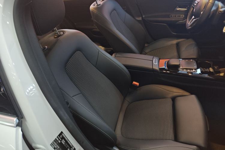 Used Mercedes-Benz A-Class (Import) 2022 A 200 Fashion Model
