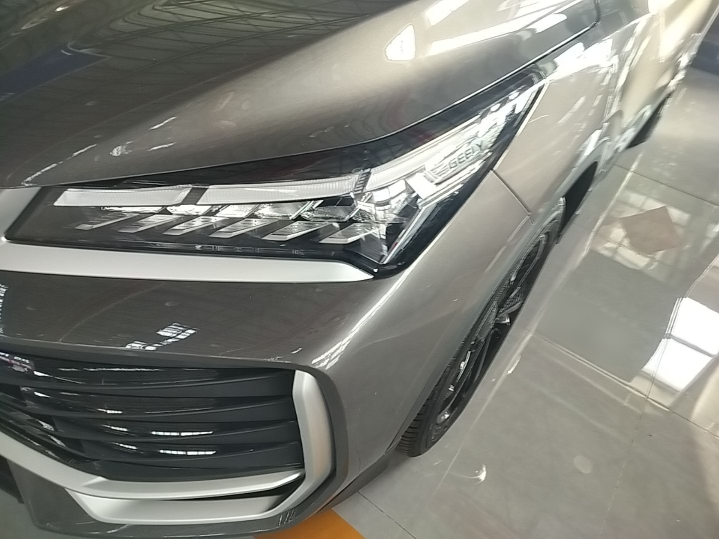 Geely Auto Coolray 2025 Bin Yue L 1.5T DCT Starlight Edition — снимка 8