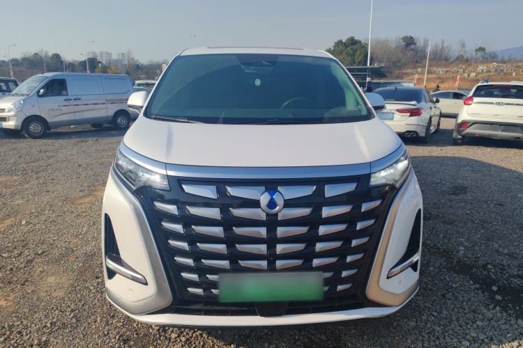 Used Denza D9 2022 DM-i 970 Four-Wheel Drive Prestige Model
