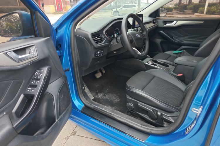 Used Ford Focus 2020 Sedan EcoBoost 180 Automatic Trend Edition