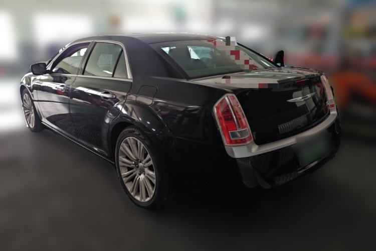 Used Chrysler 300C 2013 3.6L Premium Edition
