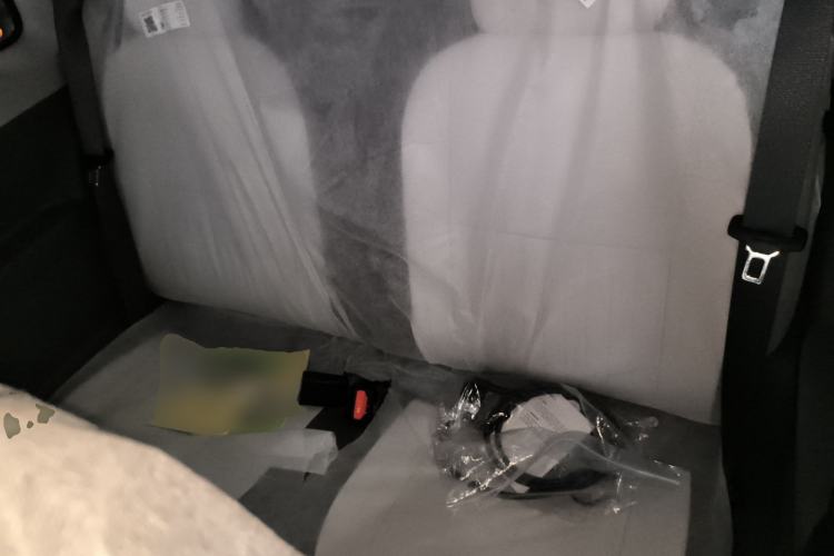 Used Geely Galaxy Panda 2025 210 km – Yuanqi Bear Left Rear Seat