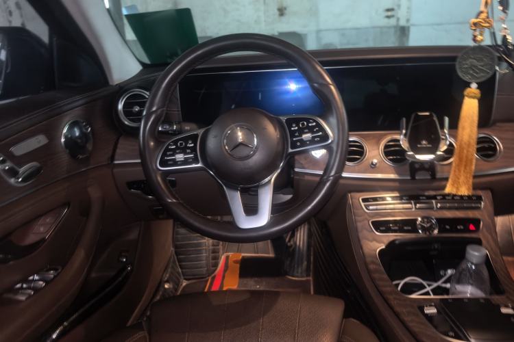 Used Mercedes-Benz E-Class 2019 E 260 L