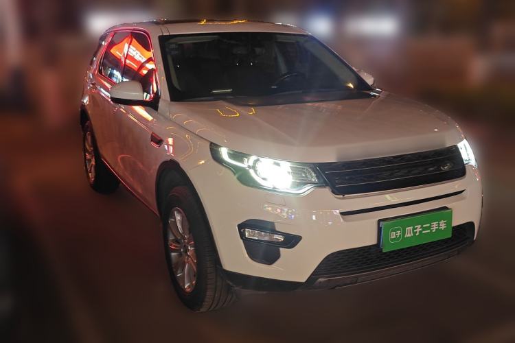 Used Land Rover Discovery Sport 2019 240 PS SE Version China VI Standard Front Right 45 Deg
