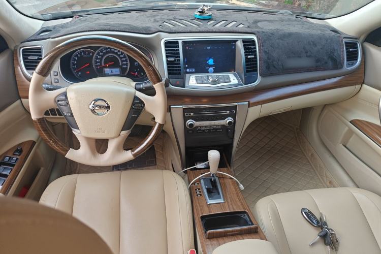 Used Nissan Teana 2011 2.5L XL Glory Edition Center Console