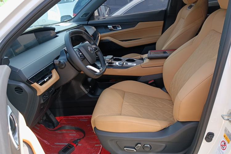 Used CHANGAN UNI-K 2021 2.0T All-Wheel Drive Prestige Version Left Front Seat