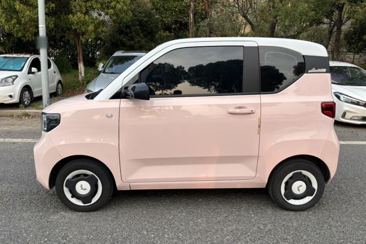 Used Wuling Hongguang MINIEV 2021 Macaron Premium Model – Lithium Iron Phosphate Exterior 1