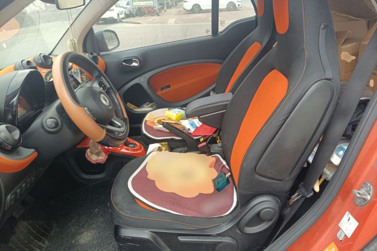 Used smart fortwo 2015 1.0L 52 kW hardtop Dynamic version