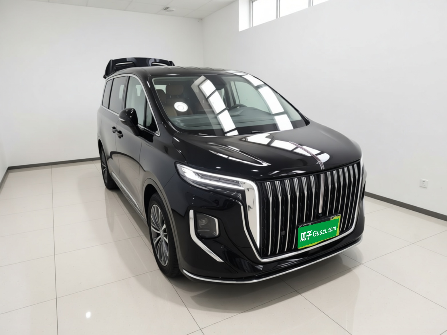 Hongqi HQ9 PHEV 2024 2.0T Four-Wheel Drive Business Edition — снимка 3