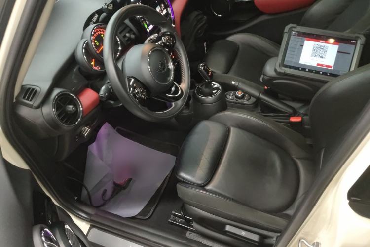 Used MINI 2018 1.5T COOPER Artist Five-Door Edition
