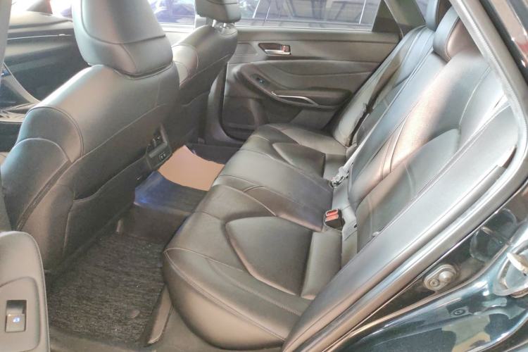 Used Toyota Avalon 2019 2.0L Luxury Edition China VI Standard