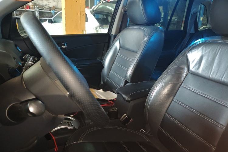 Used Renault Koleos 2012 2.5L 4x4 Comfort Edition with Navigation
