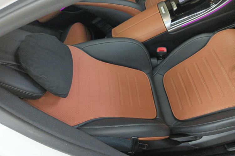 Used Mercedes-Benz C-Class 2023 Restyled C 260 L Sport Edition Right Front Seat