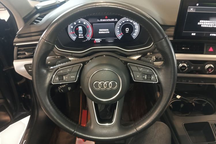 Used Audi A4L 2020 40 TFSI Fashion Dynamic Model Steering Wheel