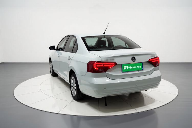 Used Volkswagen Jetta 2019 Dream Edition 1.4L Manual Fashion Version Exterior 2