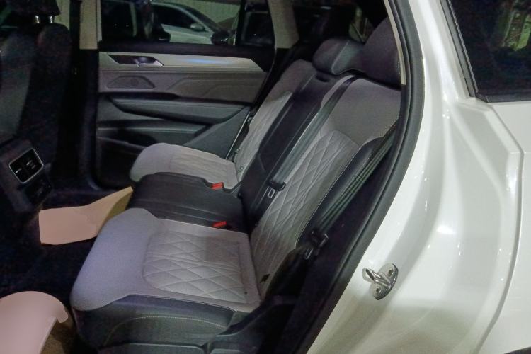 Used Volkswagen Tavendor 2023 380TSI Four-Wheel Drive R-Line Cruise Edition
