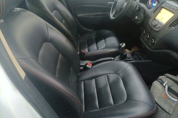 Used Geely Auto Diamond 2016 1.5L Manual Entry-Level Trim
