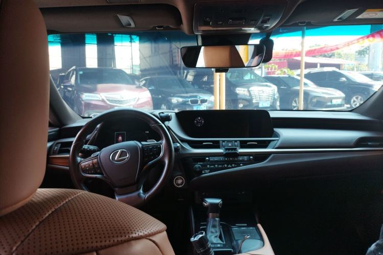 Used Lexus ES 2020 200 Excellence Edition