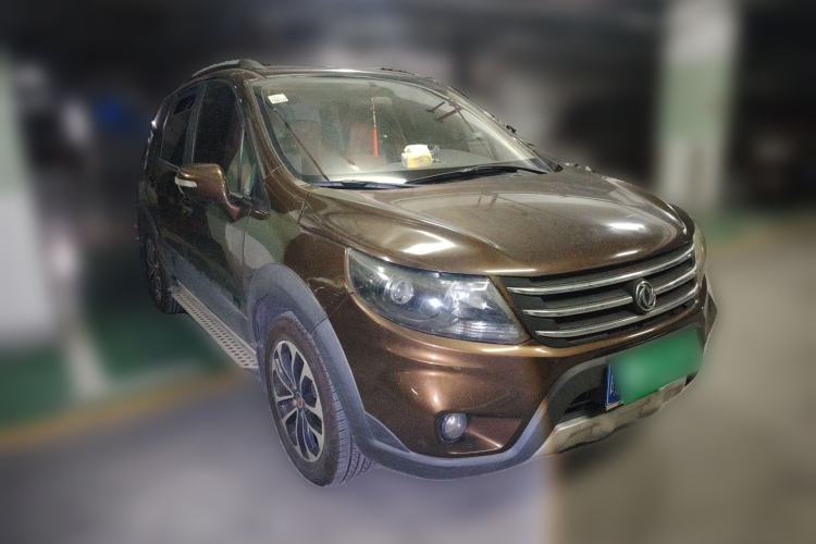 Used FORTHING Joyear X5 2013 1.6L Manual Luxury Model China IV Standard Front Right 45 Deg