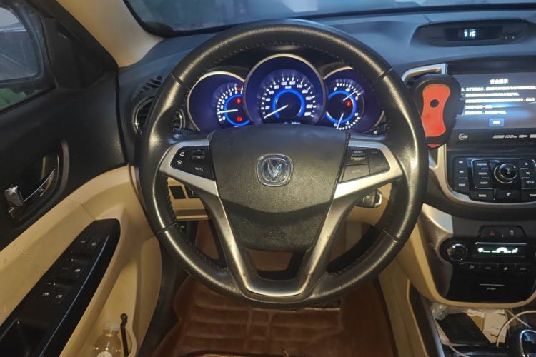 Used CHANGAN Eado 2015 1.6L Manual Luxury Model China IV Standard Steering Wheel