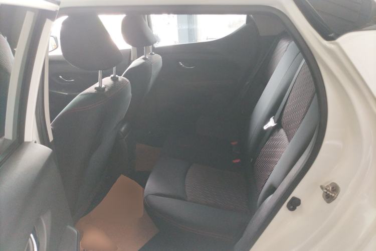 Used Nissan Lannia 2019 1.6L CVT Smart Connect Smart Cool Version China VI Standard Left Rear Seat