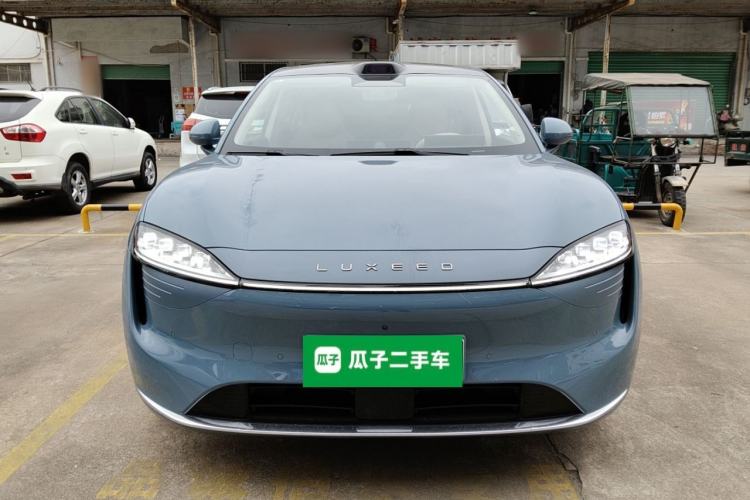 Used Hima Luxeed R7 2024 All-Electric 736 km Ultra
