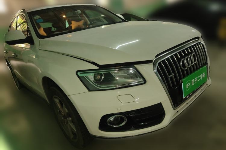 Used Audi Q5 2016 40 TFSI Technology Edition Front Right 45 Deg