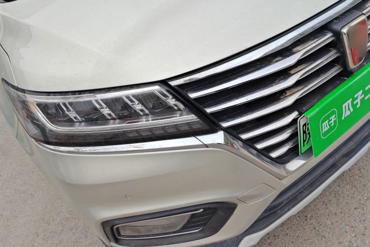 Used Roewe RX5 New Energy 2017 eRX5 50T Hybrid Connected Prestige Flagship Edition Right Front Headlight