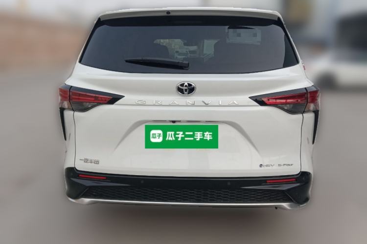 Used Toyota Granvia 2026 Model 2.5L Hybrid Prestige PLUS Four-Wheel Drive Edition