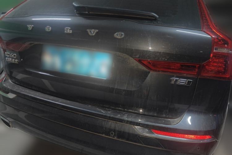 Used Volvo XC60 2021 T5 4x4 Smart Luxury Edition