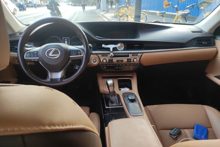 Used Lexus ES 2015 200 Elite Edition
