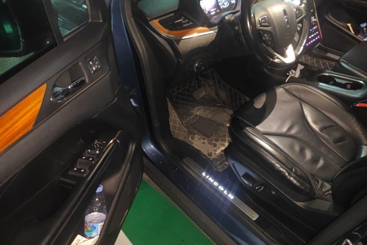 Used Lincoln MKC 2017 2.0T Four-Wheel Drive Prestige Edition
