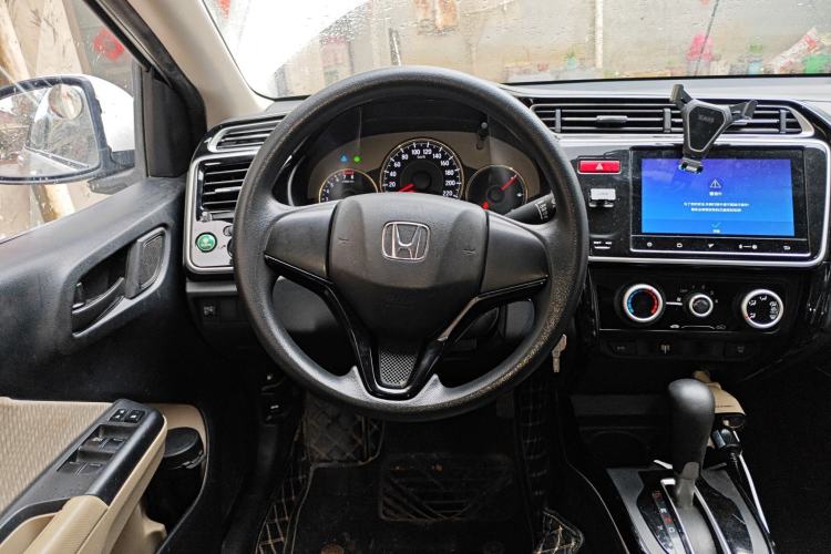 Used Honda Greiz 2016 1.5L CVT Comfort Version
