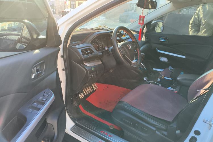 Used Honda CR-V 2015 2.4L four-wheel drive luxury version Driver Seat