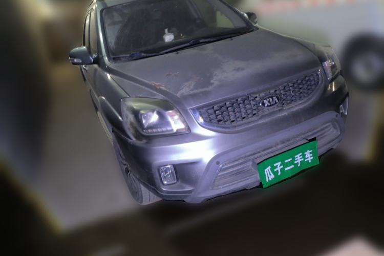 Used Kia Sportage 2013 2.0L Manual Two-Wheel Drive GLS Front Right 45 Deg